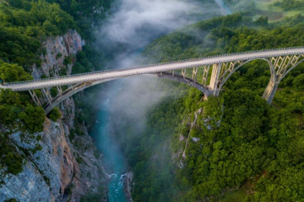 The bridge on the Tara